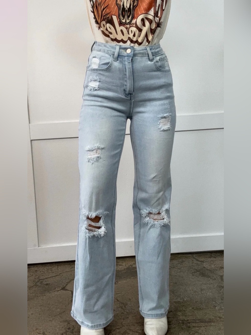 Willow Boutique Amber 90s Vintage Boyfriend Jeans light wash size 3/26 NWT